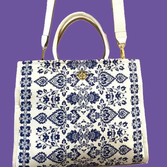 Nanette Lepore Blue & White canvas and Leather Hand Bag with Shoulder Strap NWOT - Picture 11 of 12